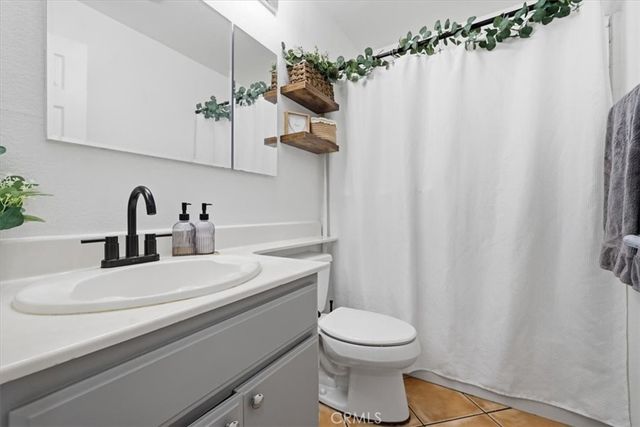 5175 Melbourne, Riverside, CA 92508