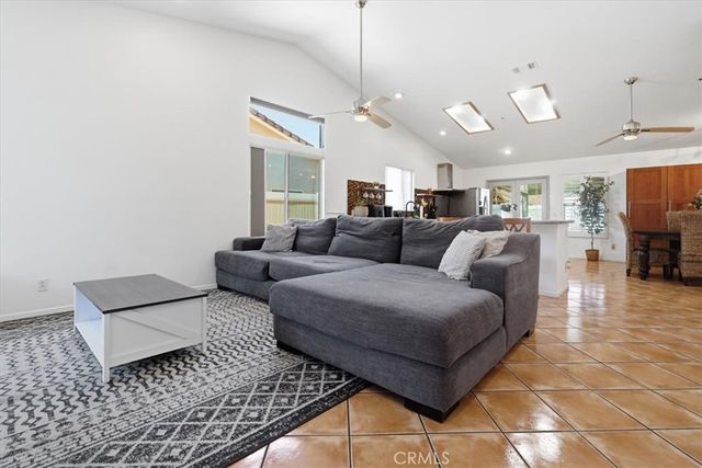 5175 Melbourne, Riverside, CA 92508