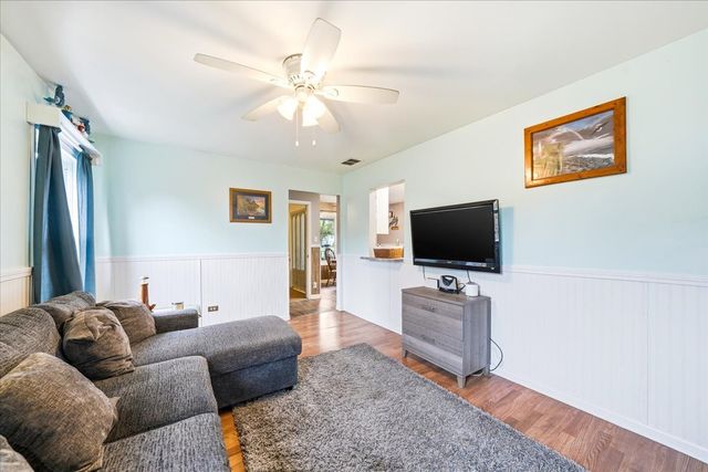 7653 W North Avenue, Frankfort, IL 60423