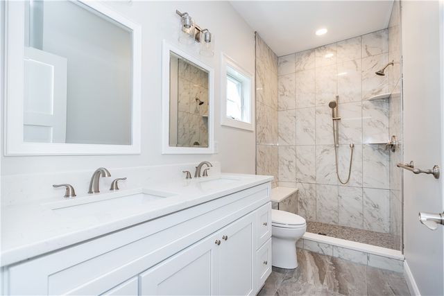 19 Hampton Road 69, Coventry, RI 02816