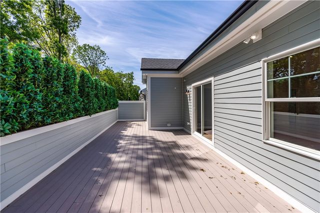 19 Hampton Road 69, Coventry, RI 02816