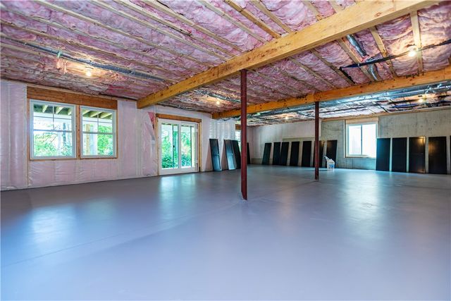 19 Hampton Road 69, Coventry, RI 02816