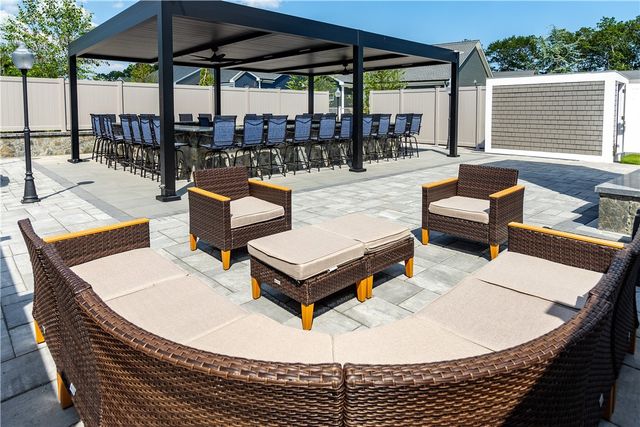 19 Hampton Road 69, Coventry, RI 02816