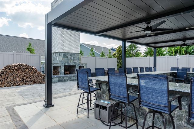 19 Hampton Road 69, Coventry, RI 02816