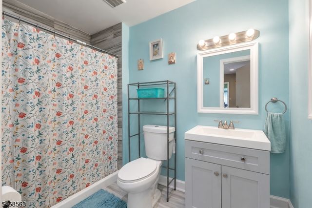 61 S Ward St, New Brunswick City, NJ 08901