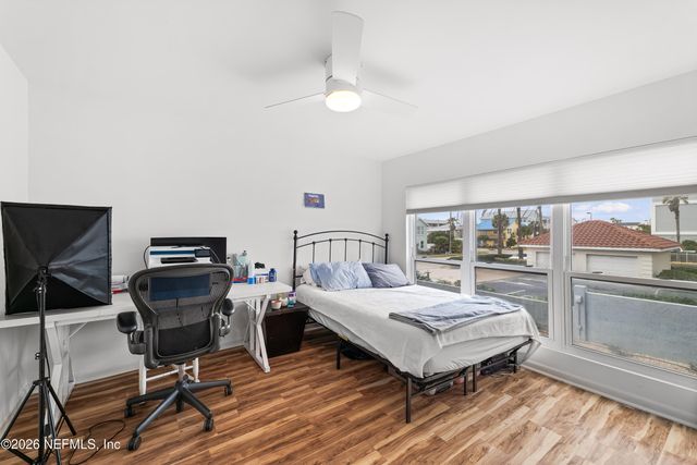 1551 1ST Street S 101, Jacksonville Beach, FL 32250