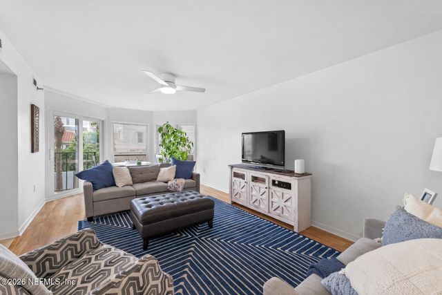 1551 1ST Street S 101, Jacksonville Beach, FL 32250