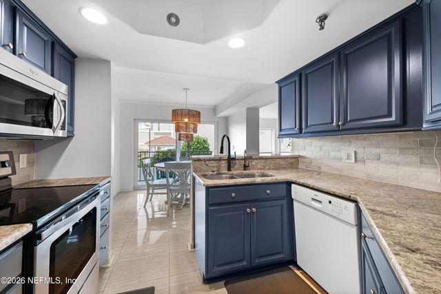 1551 1ST Street S 101, Jacksonville Beach, FL 32250