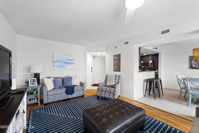 1551 1ST Street S 101, Jacksonville Beach, FL 32250