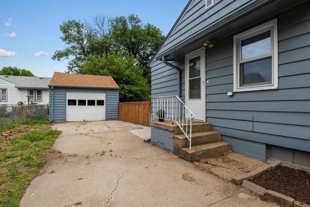 515 N 26TH Street, Council Bluffs, IA 51501
