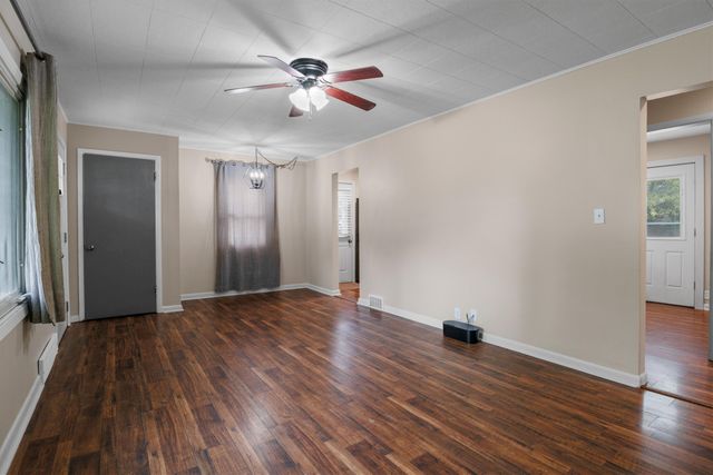 515 N 26TH Street, Council Bluffs, IA 51501