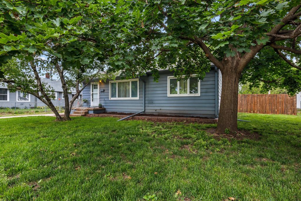 515 N 26TH Street, Council Bluffs, IA 51501