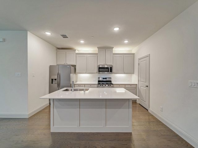 7228 Sideoats Gama Street, Frisco, TX 75033