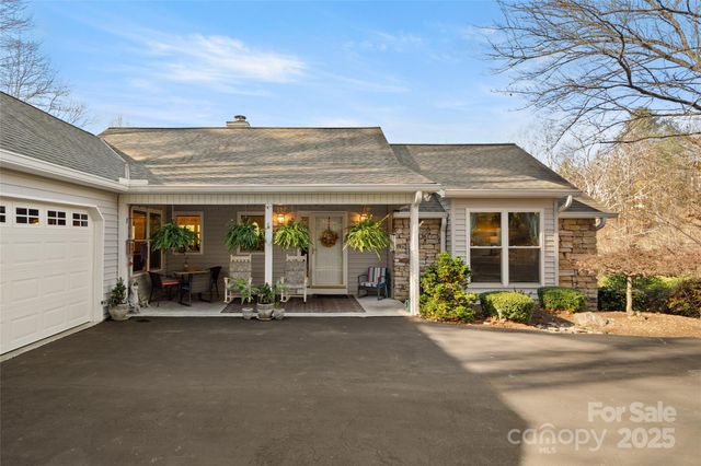 58 St Andrews Drive, Etowah, NC 28729