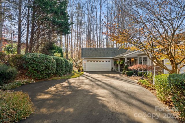 58 St Andrews Drive, Etowah, NC 28729