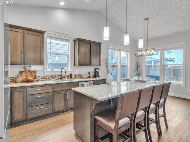 2084 MOUSEBIRD Ave, Salem, OR 97304