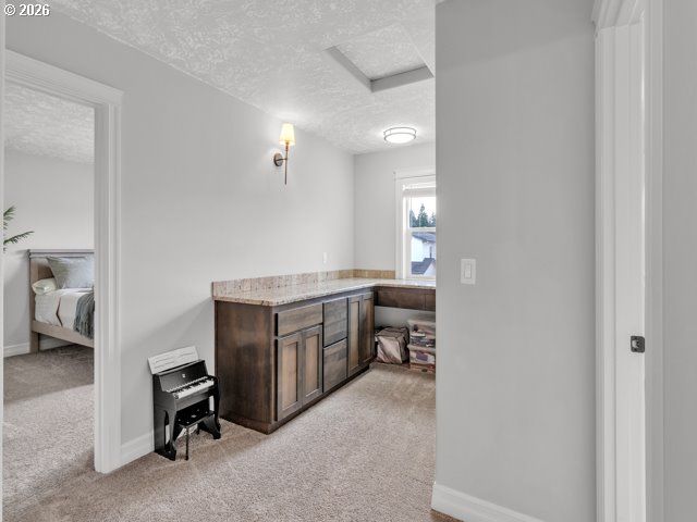 2084 MOUSEBIRD Ave, Salem, OR 97304