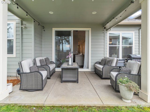 2084 MOUSEBIRD Ave, Salem, OR 97304