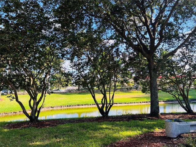 3199 NW 32nd Ter, Oakland Park, FL 33309