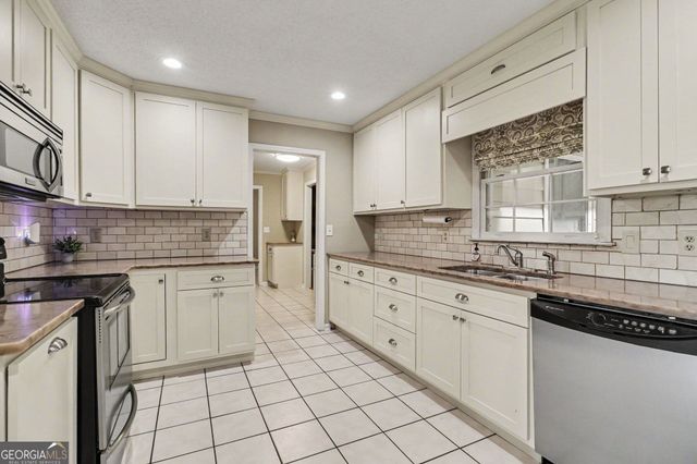 155 Mallard Drive, Carrollton, GA 30116