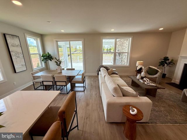 403 EMMITT, Royersford, PA 19468