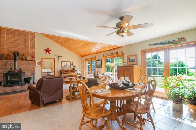 613 HANOVER PIKE, Hampstead, MD 21074