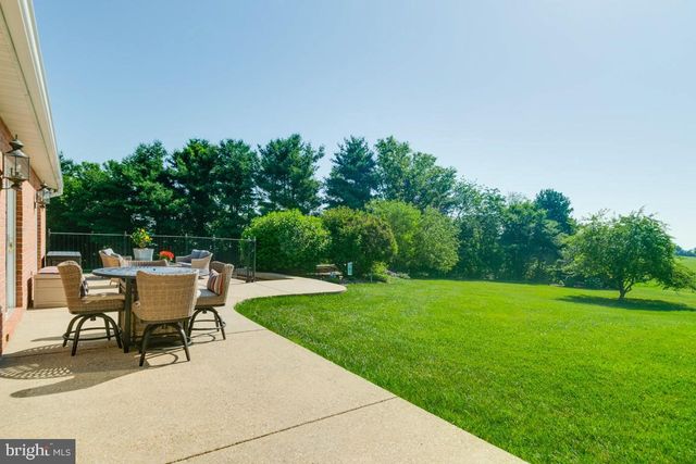 613 HANOVER PIKE, Hampstead, MD 21074