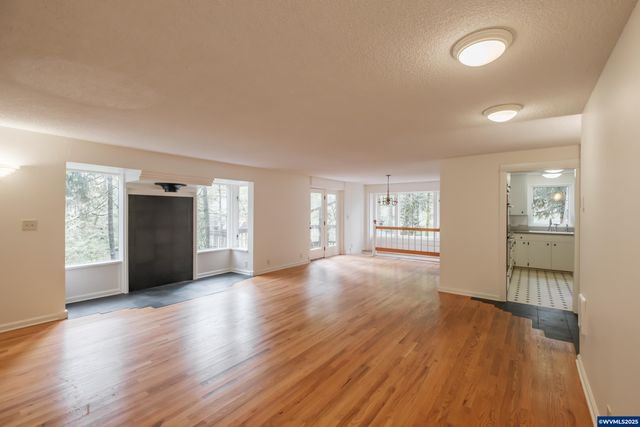 3960 Deepwood Ln NW, Salem, OR 97304