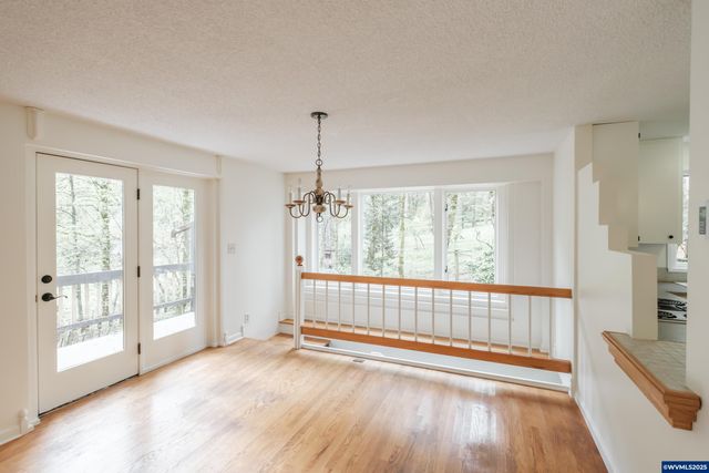 3960 Deepwood Ln NW, Salem, OR 97304