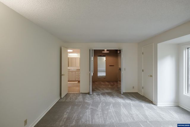 3960 Deepwood Ln NW, Salem, OR 97304