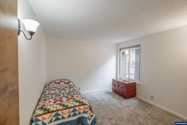 3960 Deepwood Ln NW, Salem, OR 97304