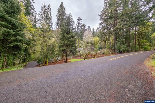 3960 Deepwood Ln NW, Salem, OR 97304
