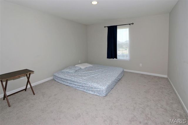 713 Palisades Drive, St Charles, MO 63301