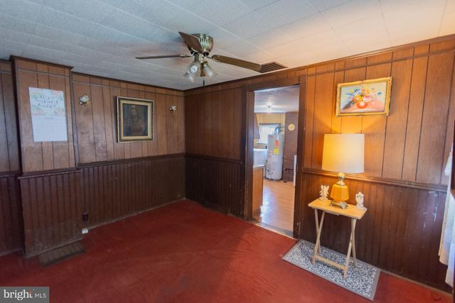 404 S CHARLES ST, Charles Town, WV 25414