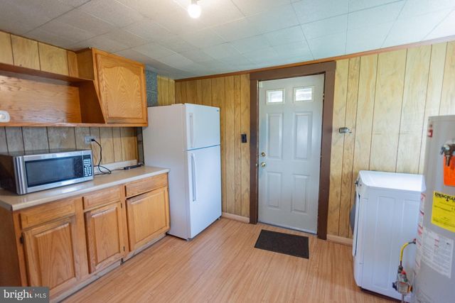 404 S CHARLES ST, Charles Town, WV 25414