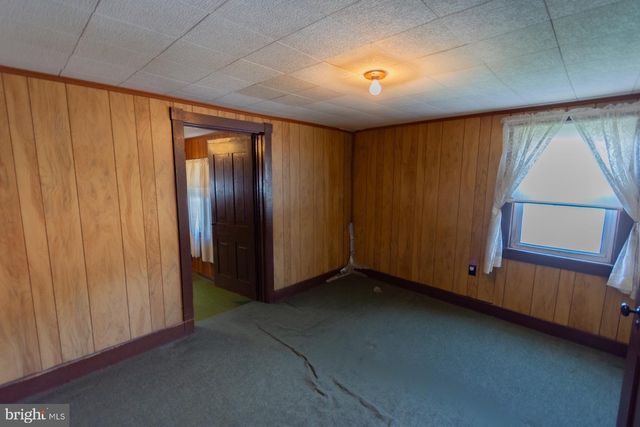 404 S CHARLES ST, Charles Town, WV 25414