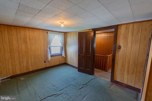 404 S CHARLES ST, Charles Town, WV 25414