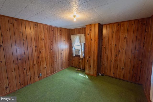 404 S CHARLES ST, Charles Town, WV 25414