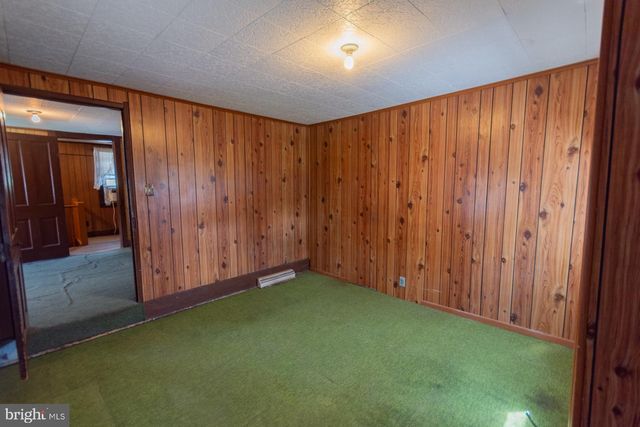 404 S CHARLES ST, Charles Town, WV 25414