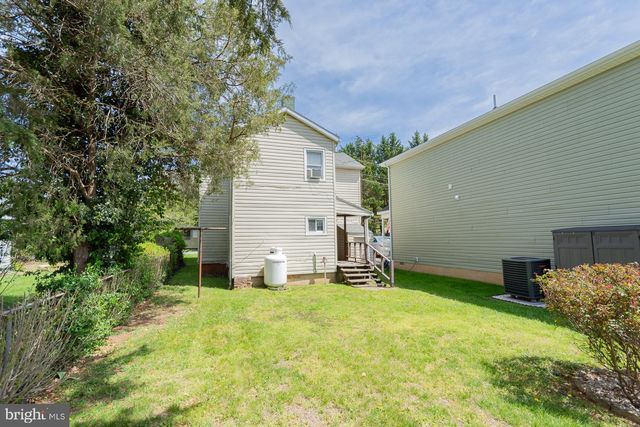 404 S CHARLES ST, Charles Town, WV 25414