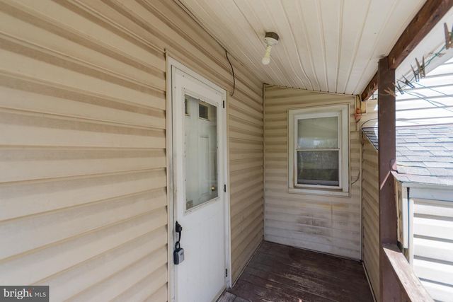 404 S CHARLES ST, Charles Town, WV 25414