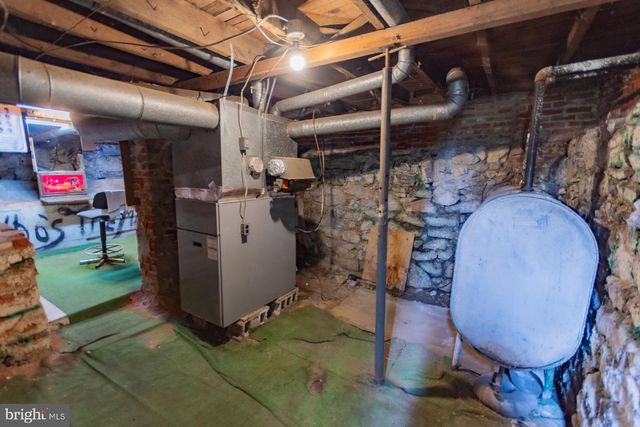 404 S CHARLES ST, Charles Town, WV 25414
