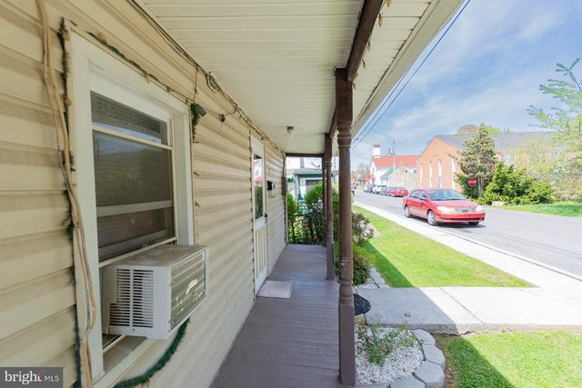 404 S CHARLES ST, Charles Town, WV 25414