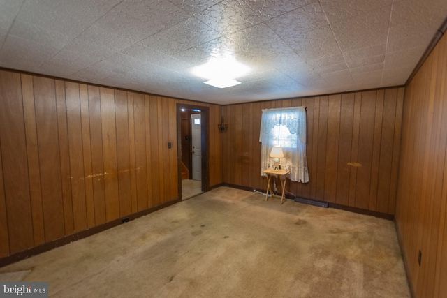404 S CHARLES ST, Charles Town, WV 25414