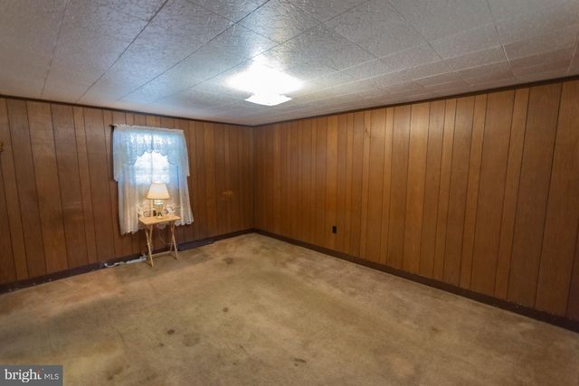 404 S CHARLES ST, Charles Town, WV 25414
