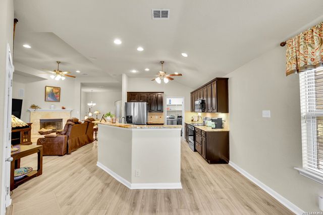 828 Laserra, Cibolo, TX 78108