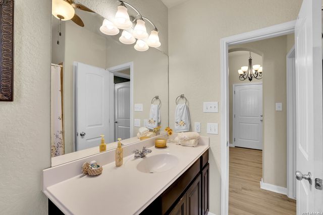 828 Laserra, Cibolo, TX 78108
