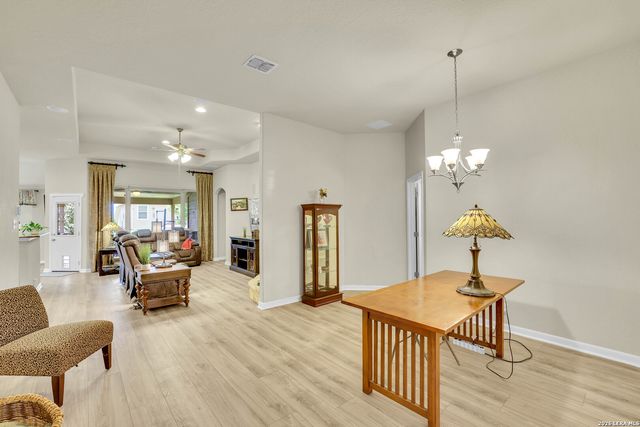 828 Laserra, Cibolo, TX 78108