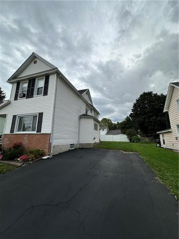 127 Hutchins Street, Batavia City, NY 14020