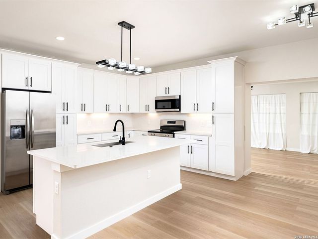 293 Lovera Blvd, San Antonio, TX 78212